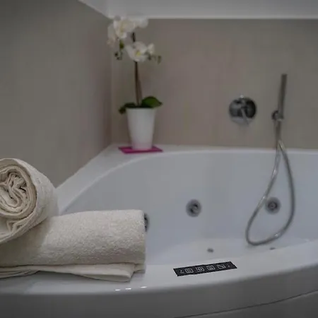 Downtown - E Si Nun Canto Moro 4*