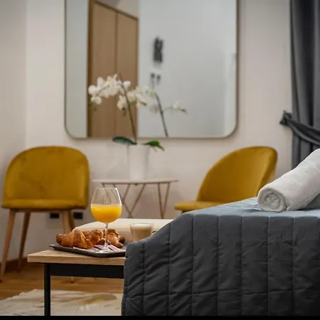 Downtown - E Si Nun Canto Moro 4* 那不勒斯