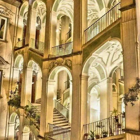 Bed and breakfast Downtown - E Si Nun Canto Moro 4*